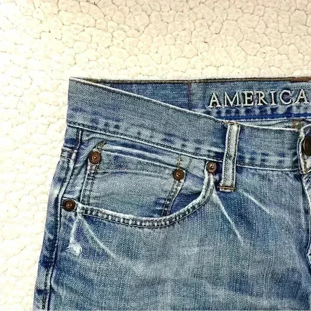 American Eagle Slim Straight Web Cuff Distress Denim Highrise Jean Shorts‎